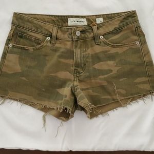 Lucky Brand camo low rise shorts